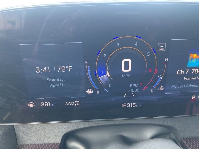 Used 2025 Chevrolet Traverse Z71 w/ Driver Confidence Package