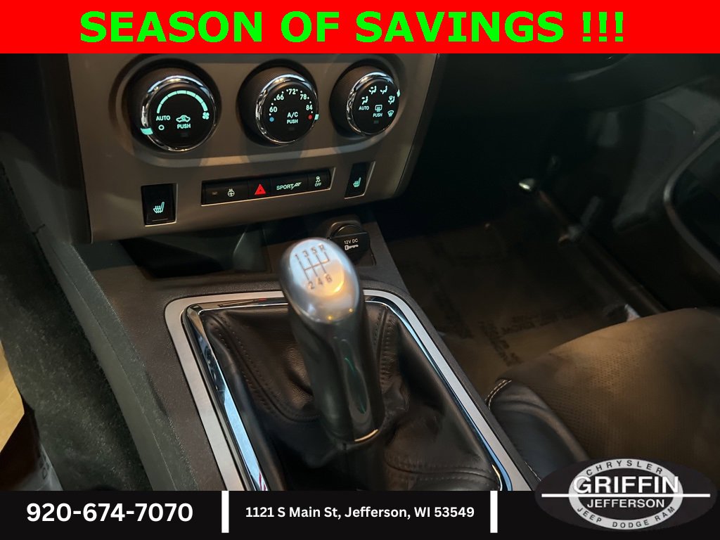 Used 2014 Dodge Challenger SRT8 image 21