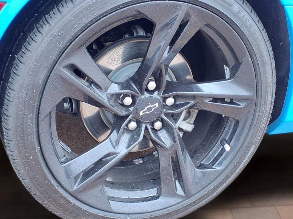 Used 2023 Chevrolet Camaro LT w/ RS Package image 33