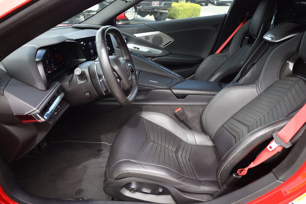 Used 2020 Chevrolet Corvette Stingray Preferred Cpe w/ 2LT Preferred Equipment Group RWD image 11