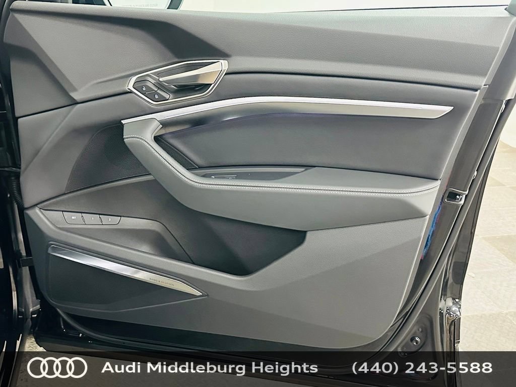 Certified 2024 Audi Q8 e-tron Prestige w/ Prestige Package AWD/4WD image 31
