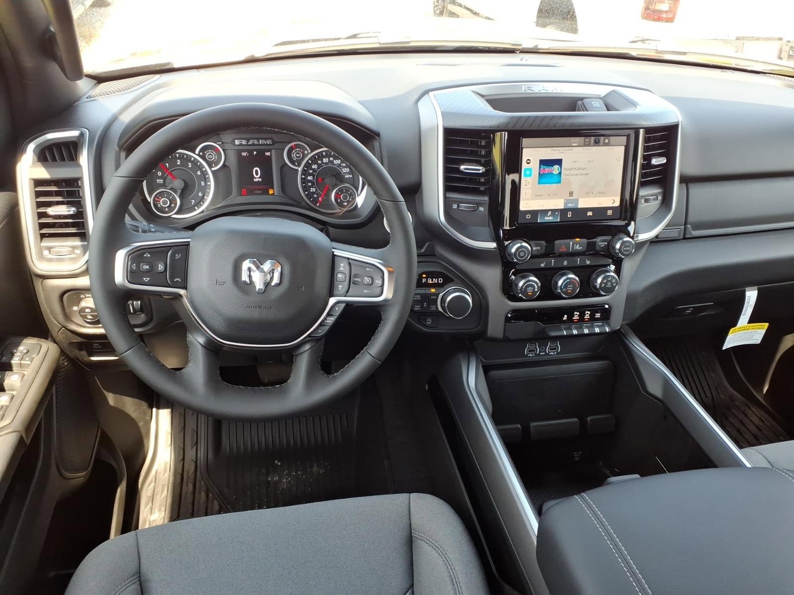 New 2026 RAM 1500 Big Horn AWD/4WD image 16