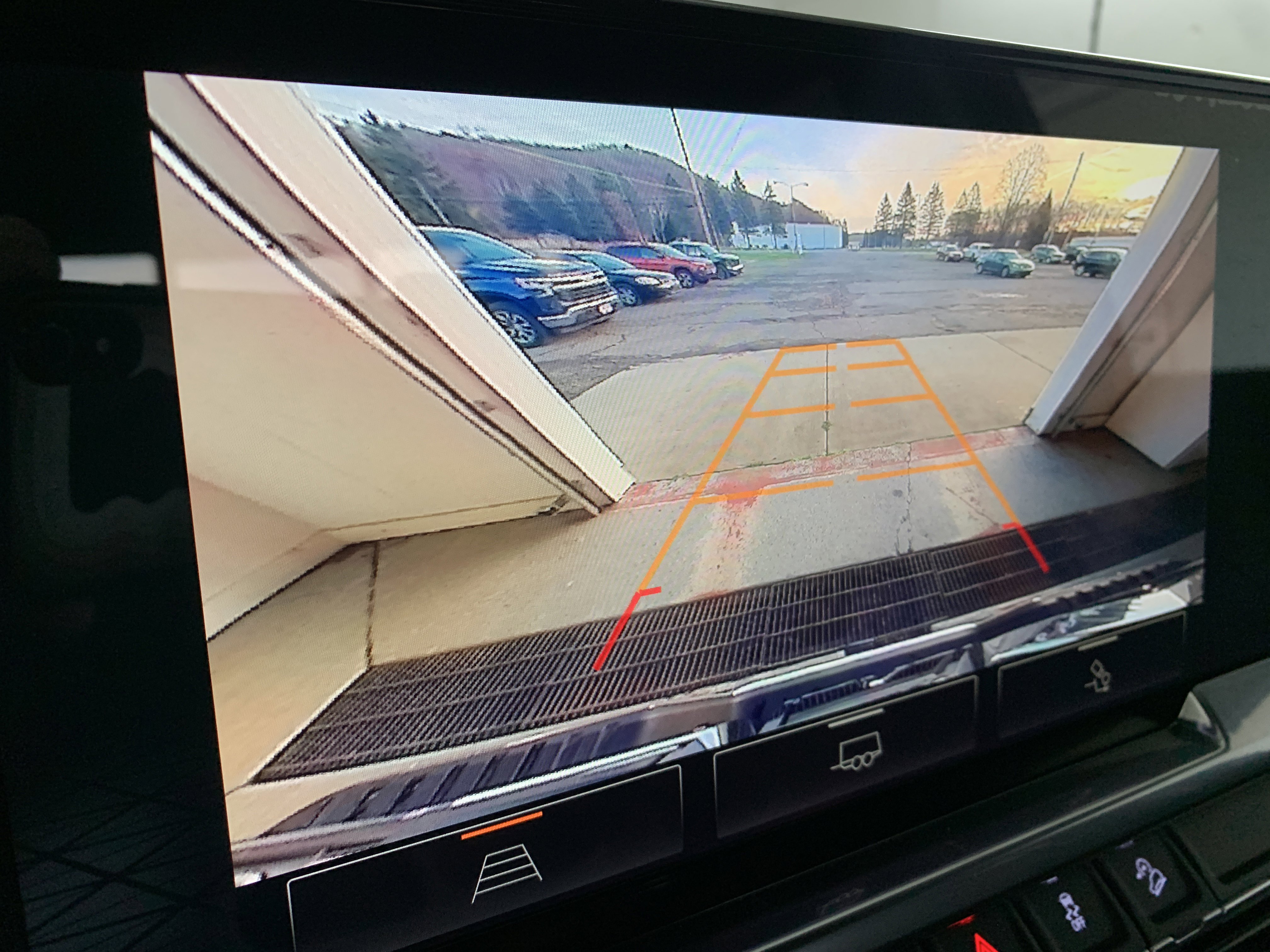 New 2026 GMC Sierra 2500 SLE image 30