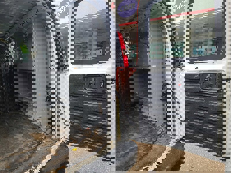 Used 2016 GMC Savana 2500 2500 3DR CARGO VAN /V8 image 15