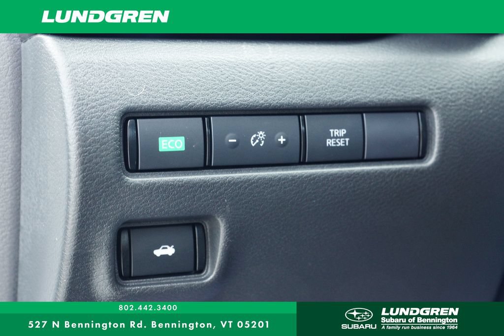 Used 2024 Nissan Sentra SR FWD image 13