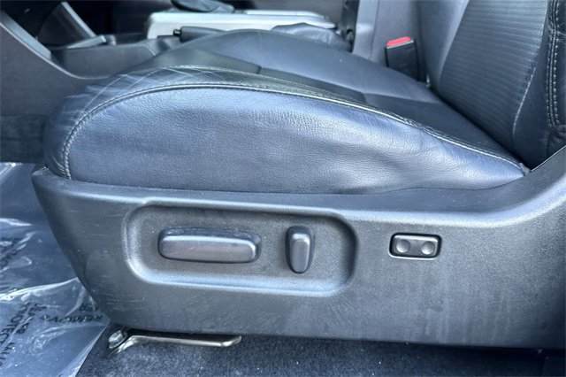 Used 2022 Toyota Tacoma Limited image 13