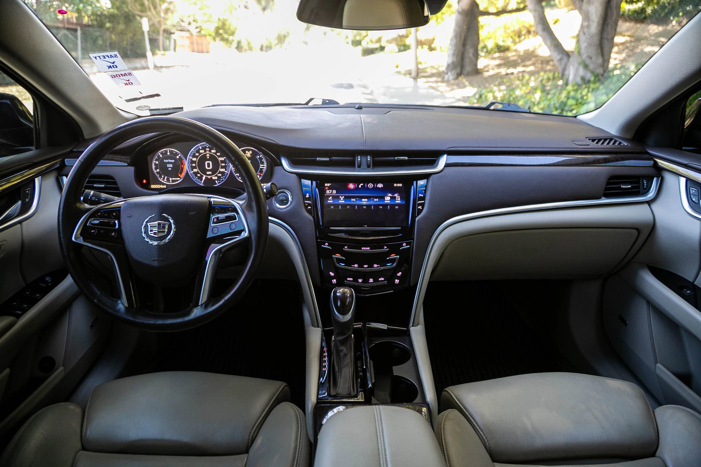 Used 2015 Cadillac XTS Premium FWD image 26