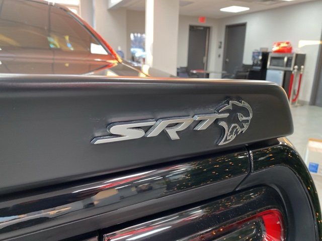 Used 2018 Dodge Challenger SRT Hellcat image 5