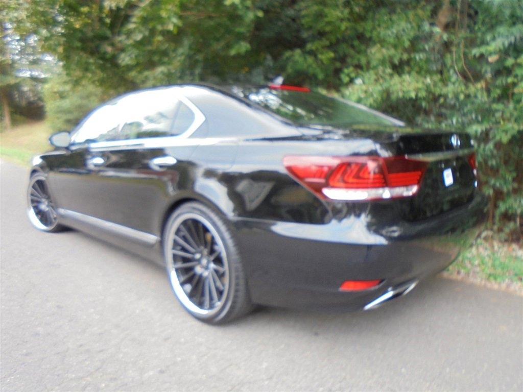 Used 2013 Lexus LS 460 AWD image 6