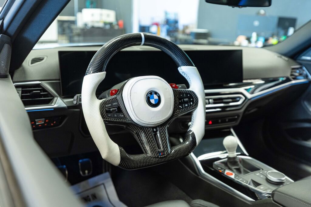 Used 2023 BMW M2 w/ Lighting Package image 8