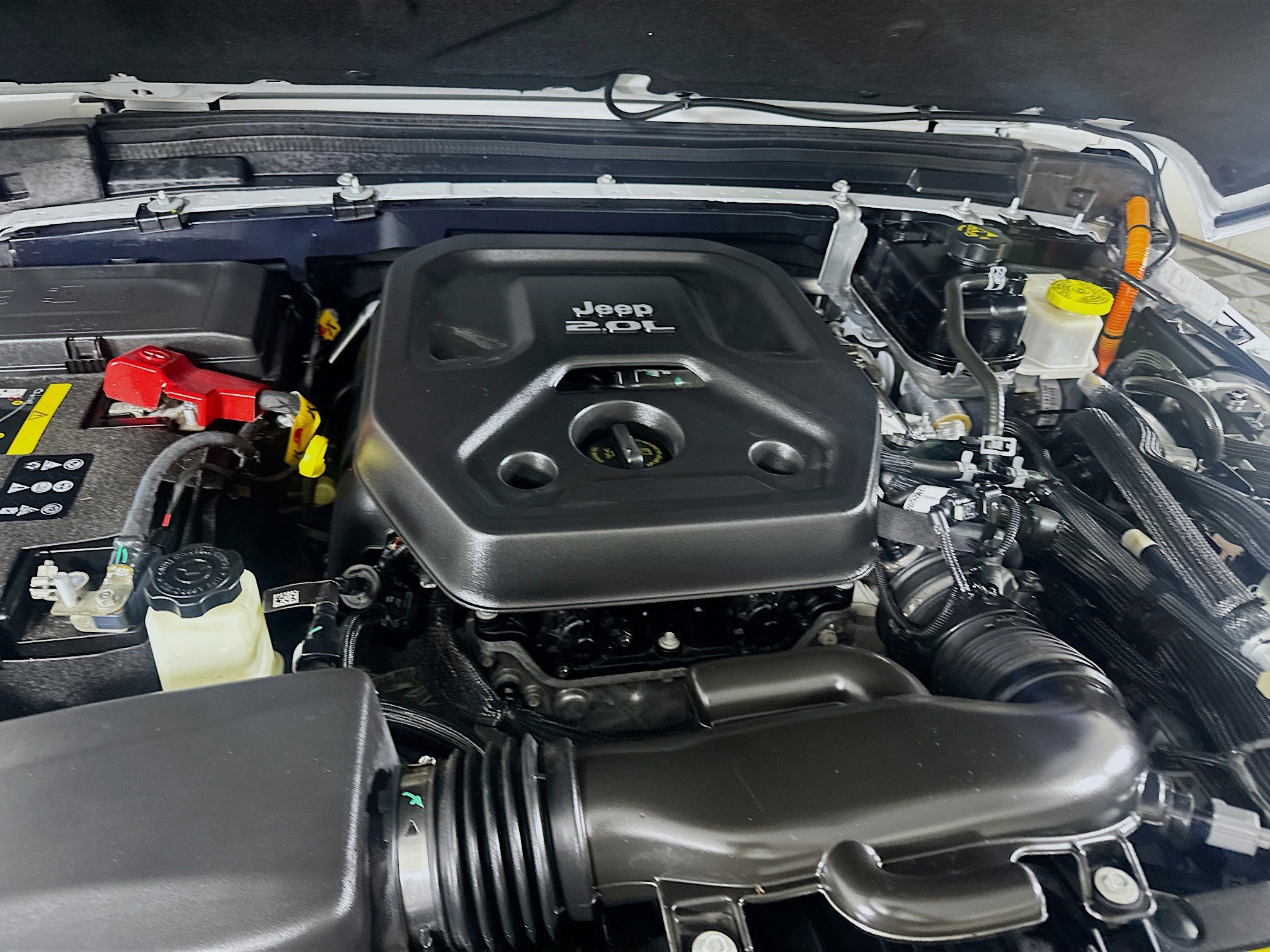 Used 2023 Jeep Wrangler Sahara image 32