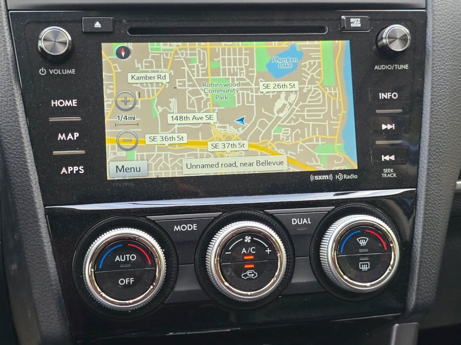 Used 2018 Subaru Forester 2.5i Touring AWD/4WD image 14