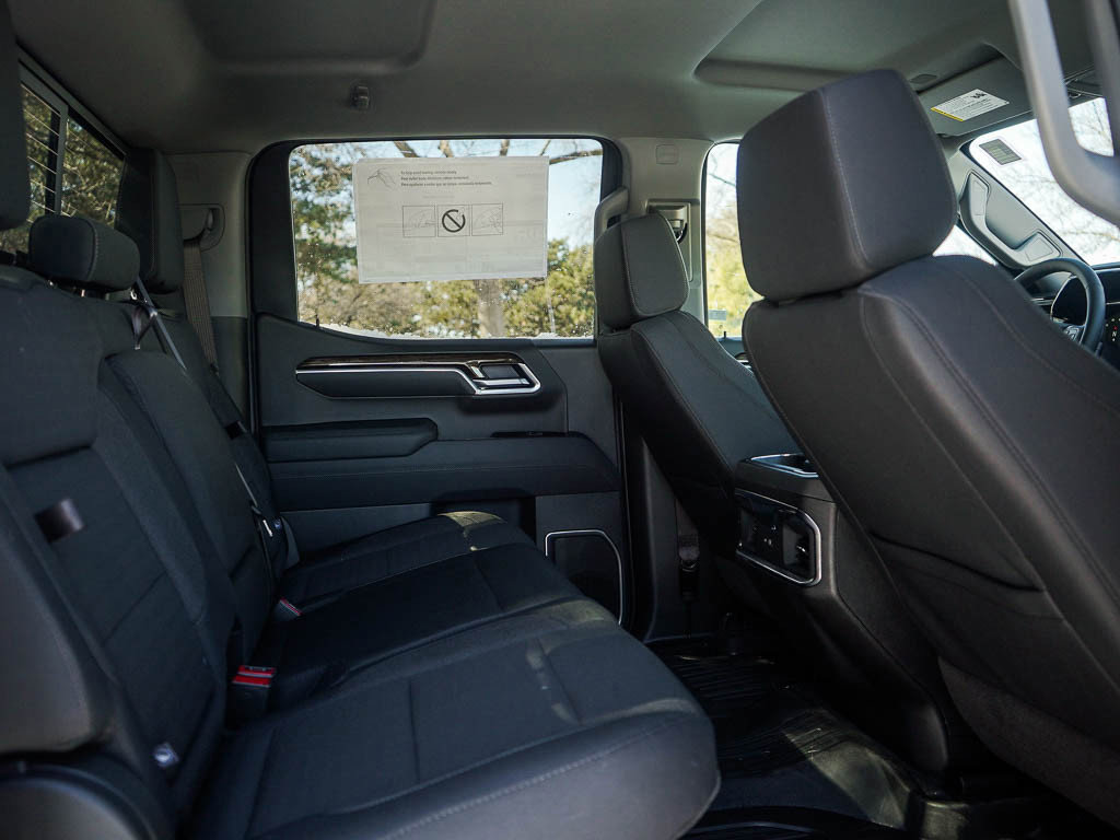 New 2026 GMC Sierra 1500 Elevation image 11