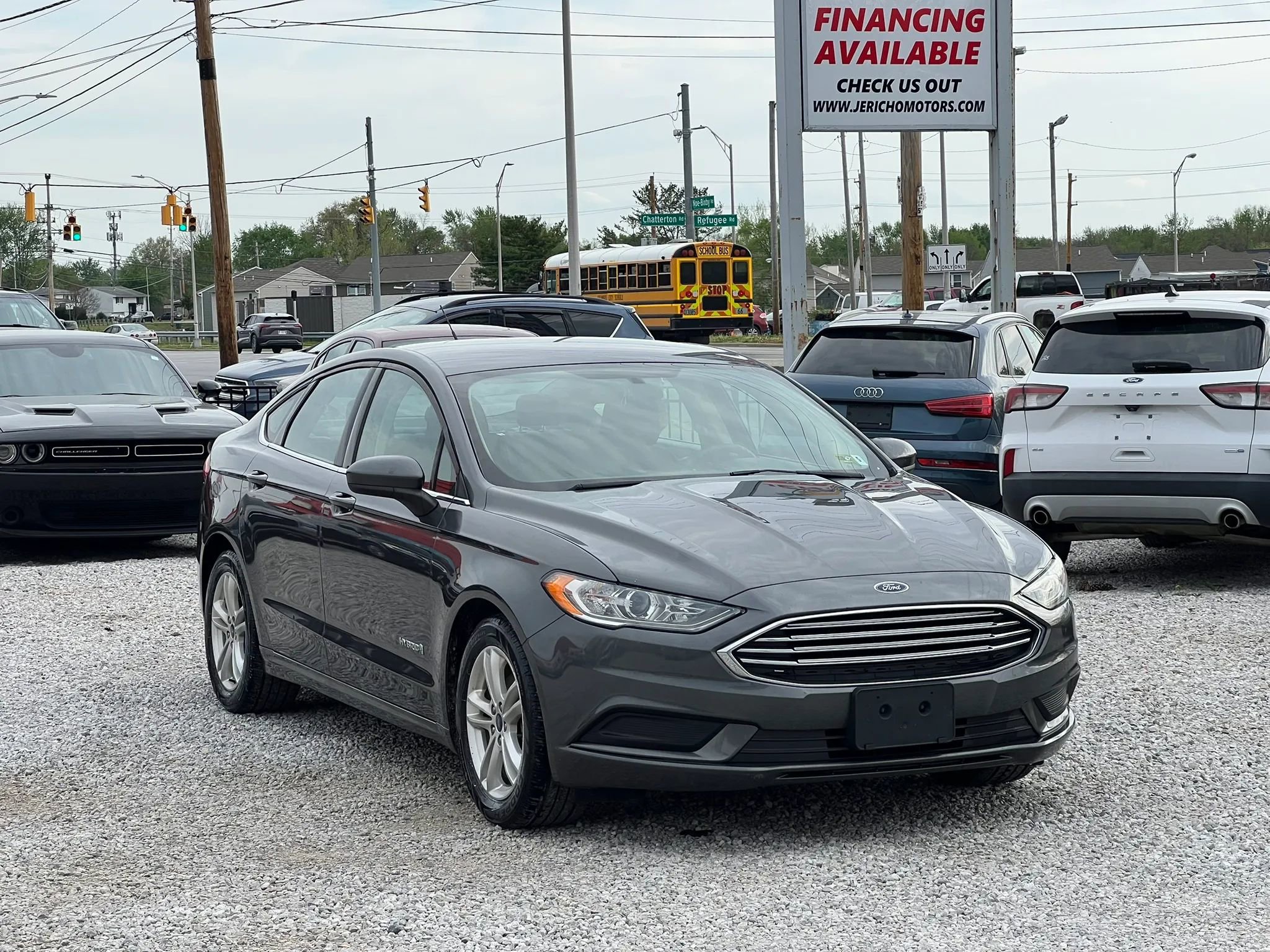 Used 2018 Ford Fusion SE image 1