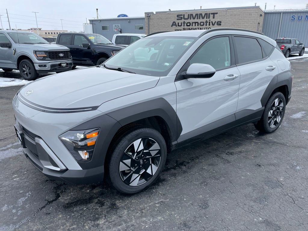 Used 2024 Hyundai Kona SEL image 5