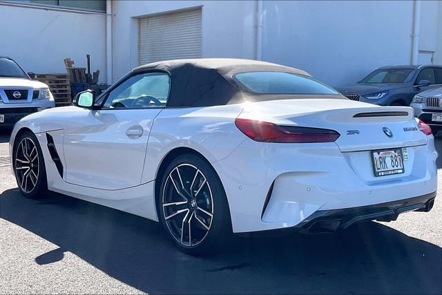 Used 2023 BMW Z4 M40i w/ Premium Package RWD image 10