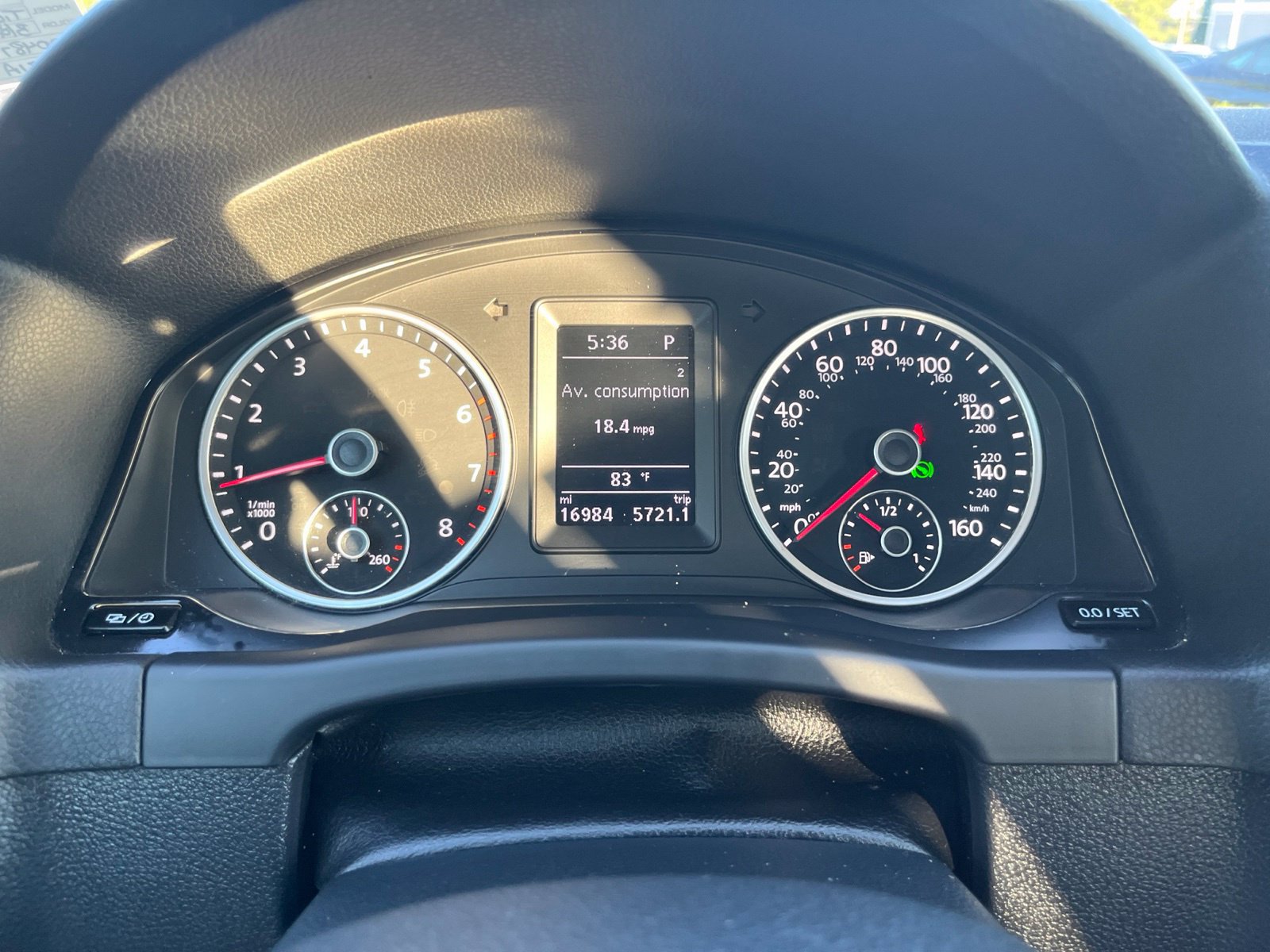 Used 2018 Volkswagen Tiguan Limited w/ Premium Package AWD/4WD image 18