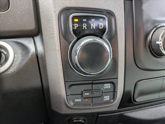 Used 2018 RAM 1500 Express w/ Black Ram 1500 Express Group AWD/4WD image 12