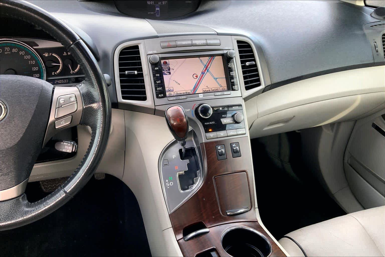 Used 2010 Toyota Venza image 6