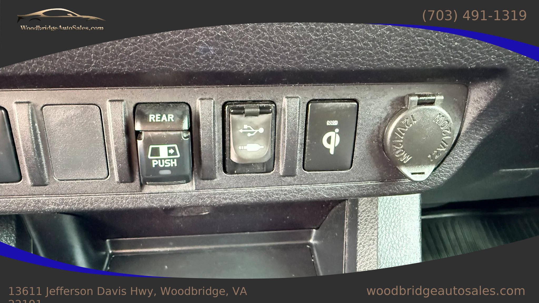 Used 2019 Toyota Tacoma TRD Sport AWD/4WD image 24
