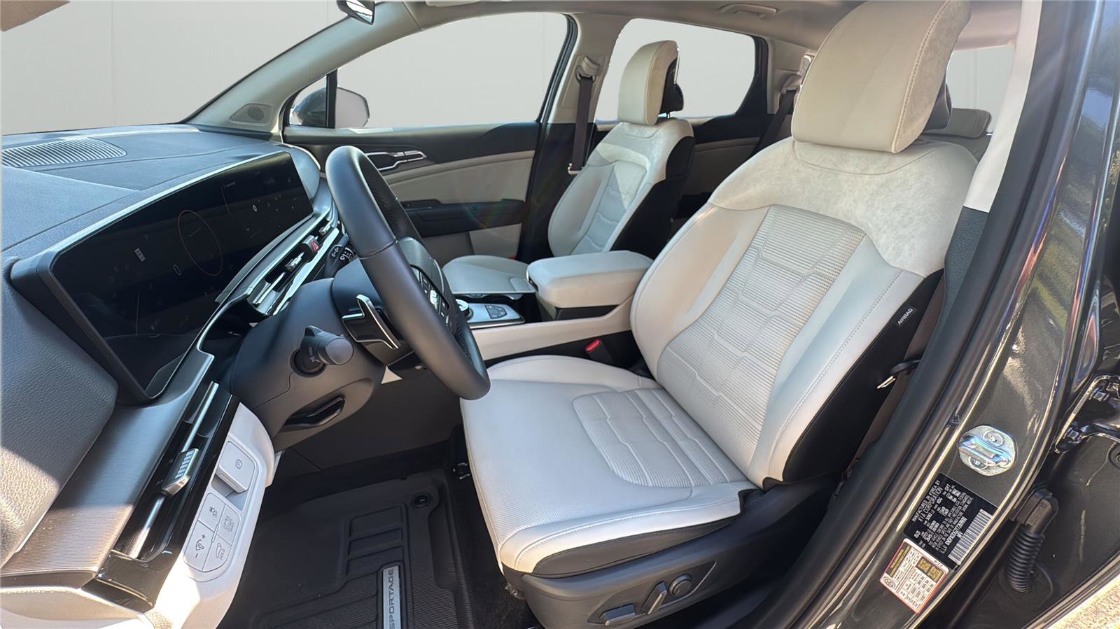 Used 2026 Kia Sportage SX Prestige image 10