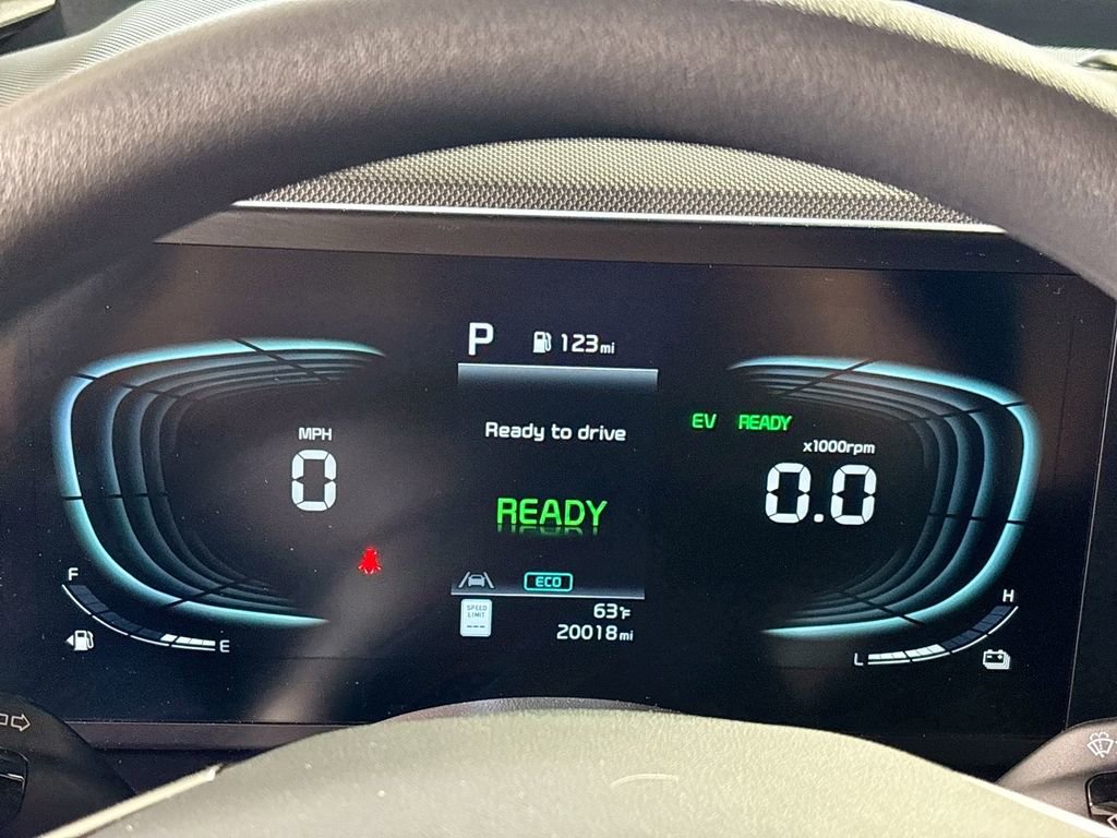 Certified 2024 Kia Niro LX FWD image 15