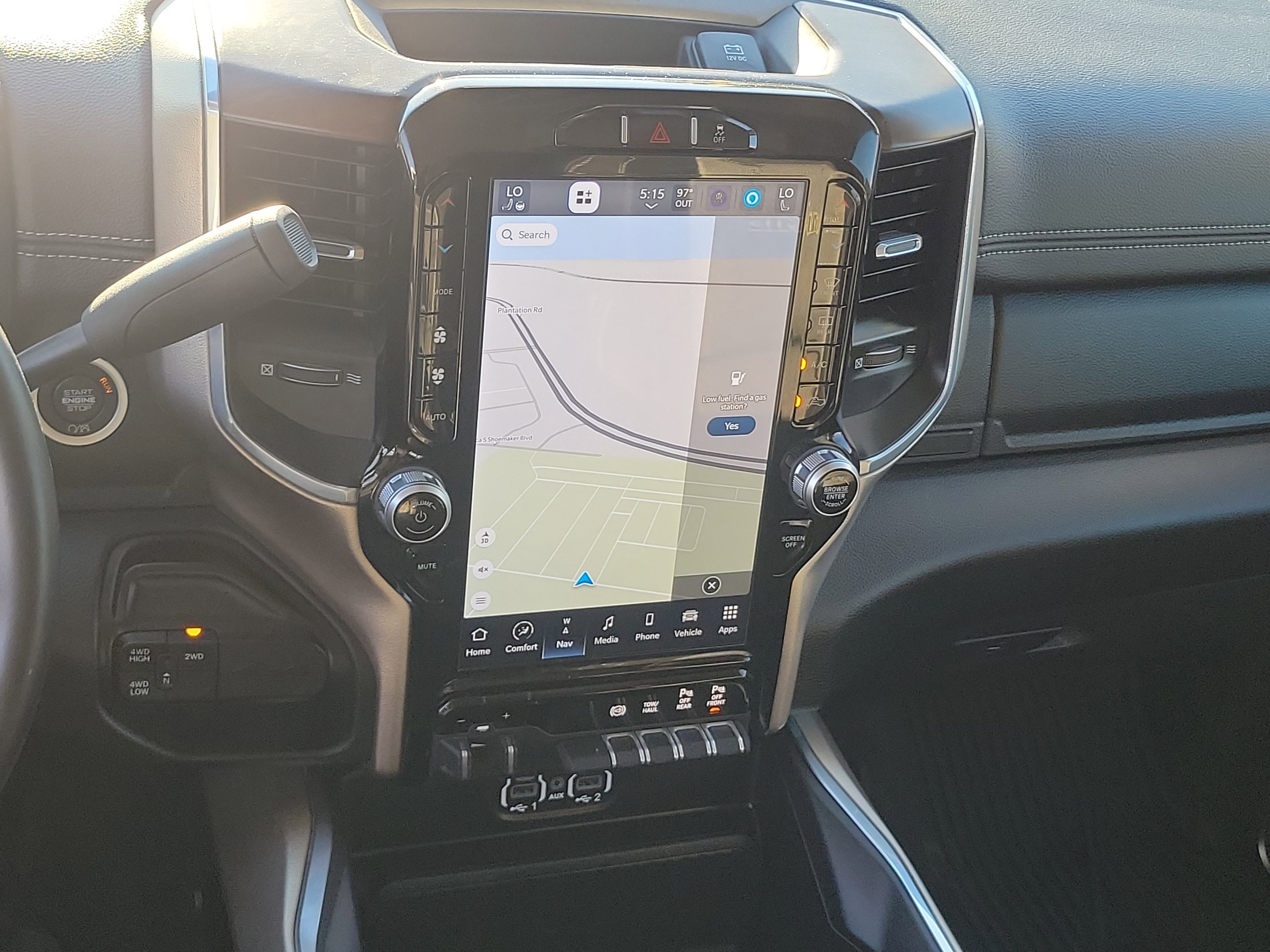 Used 2024 RAM 2500 Laramie image 17