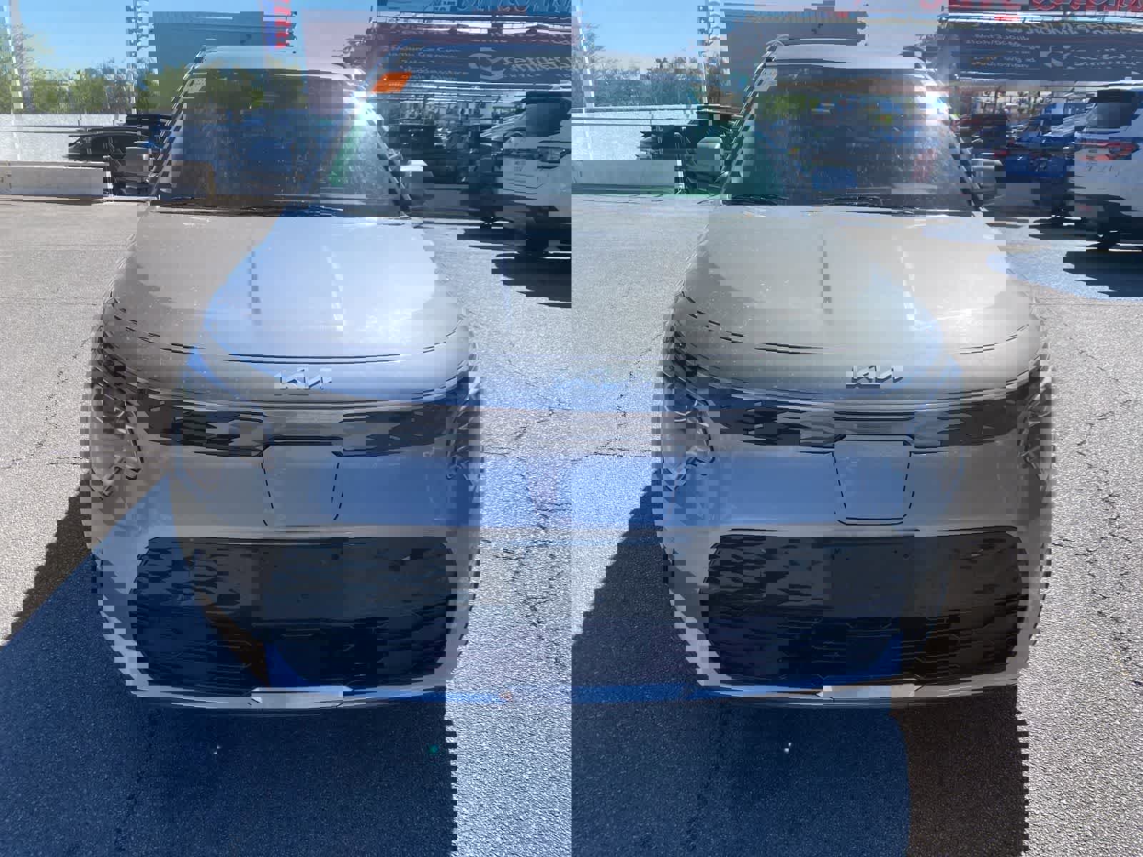 Used 2024 Kia Niro Wind image 2