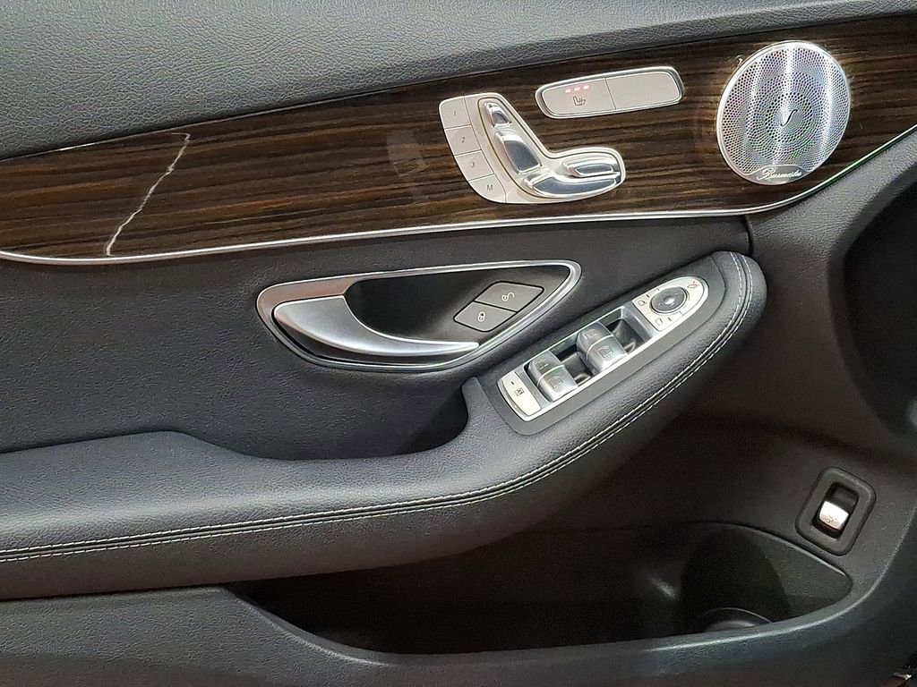 Used 2018 Mercedes-Benz C 300 4MATIC Sedan image 9