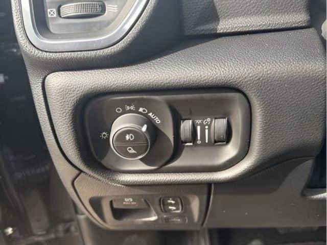 Used 2026 RAM 1500 Laramie w/ Night Edition AWD/4WD image 14