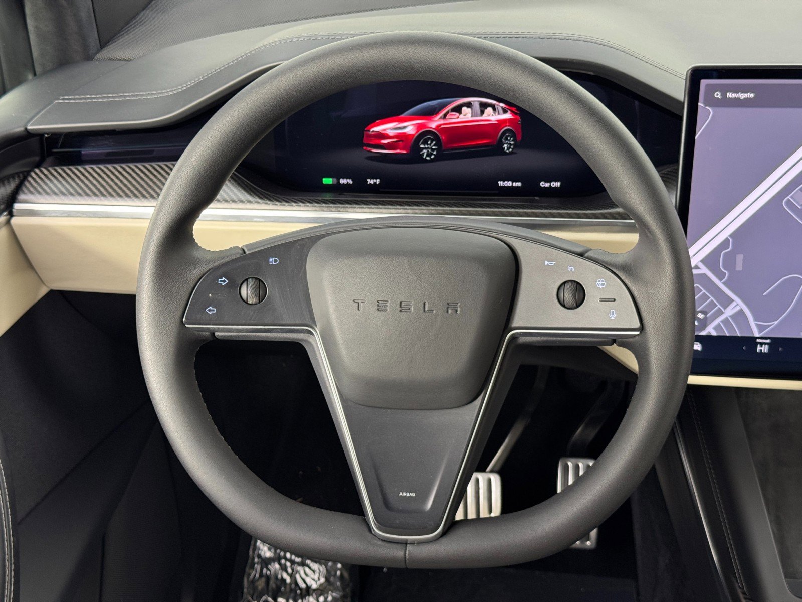Used 2022 Tesla Model X Plaid image 18
