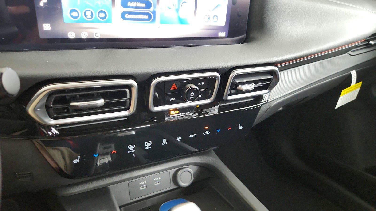 New 2027 Nissan Sentra SR w/ SR All Weather Package FWD image 34