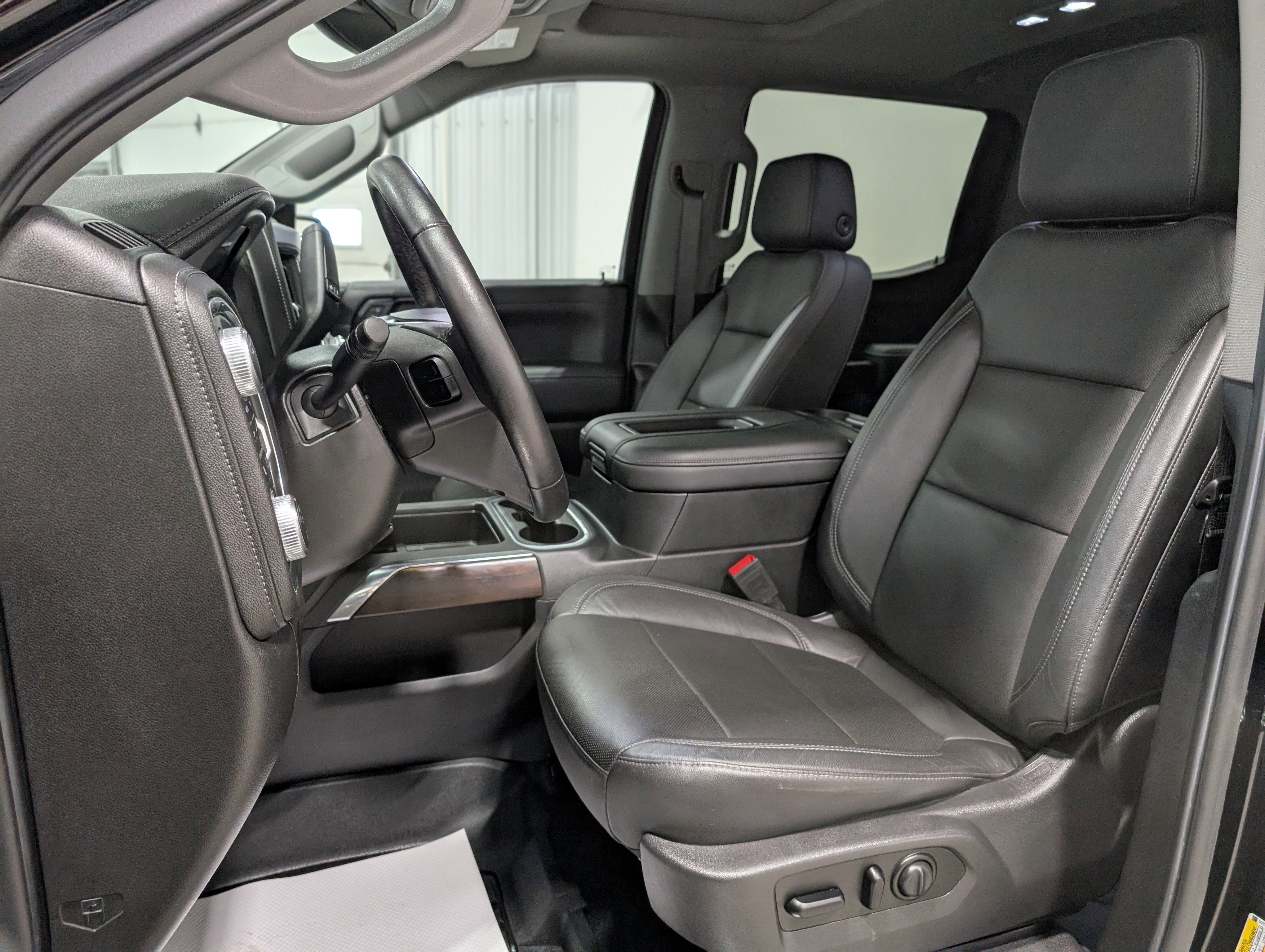 Used 2020 GMC Sierra 1500 SLT image 15