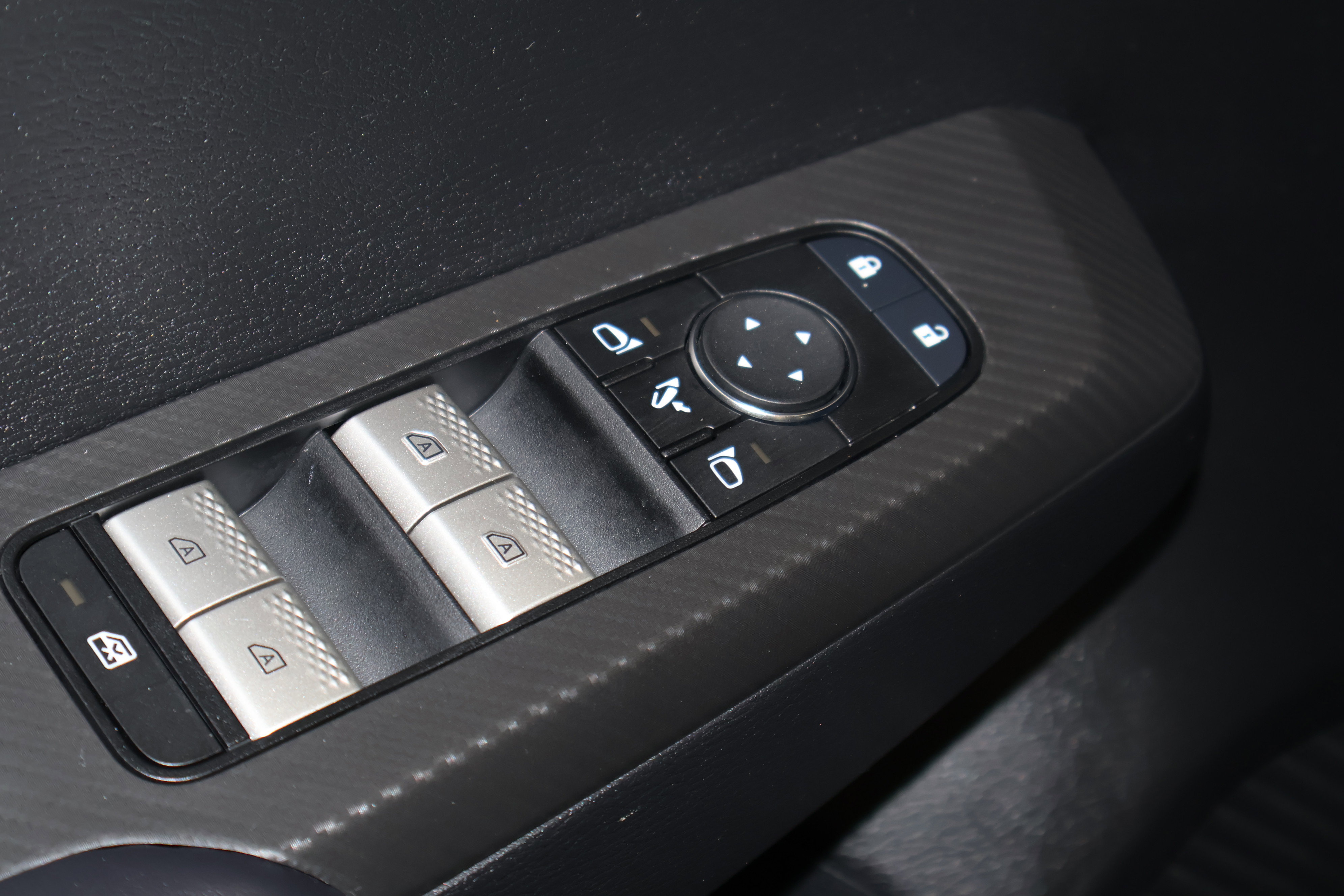 Used 2024 Mitsubishi Outlander SEL image 34