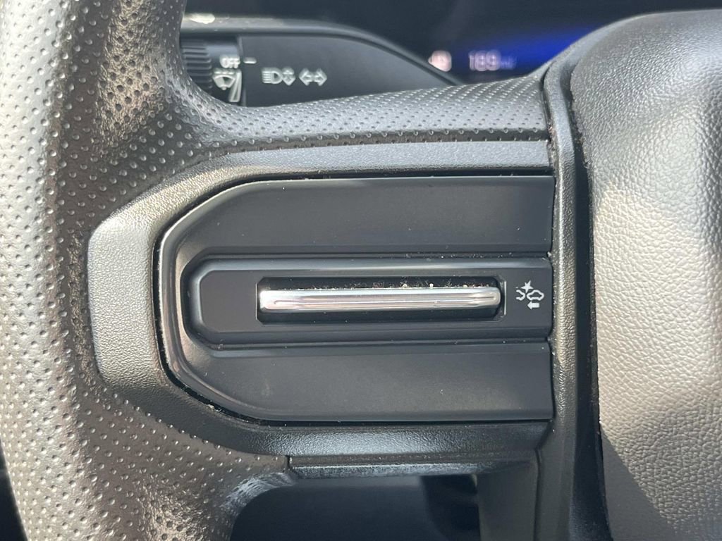 Used 2023 Chevrolet Colorado W/T image 22