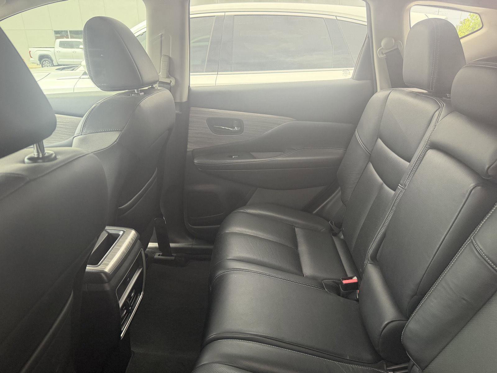 Used 2015 Nissan Murano SL w/ SL Technology Package FWD image 9