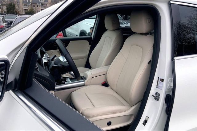 Used 2026 Mercedes-Benz GLA 250 4MATIC image 6