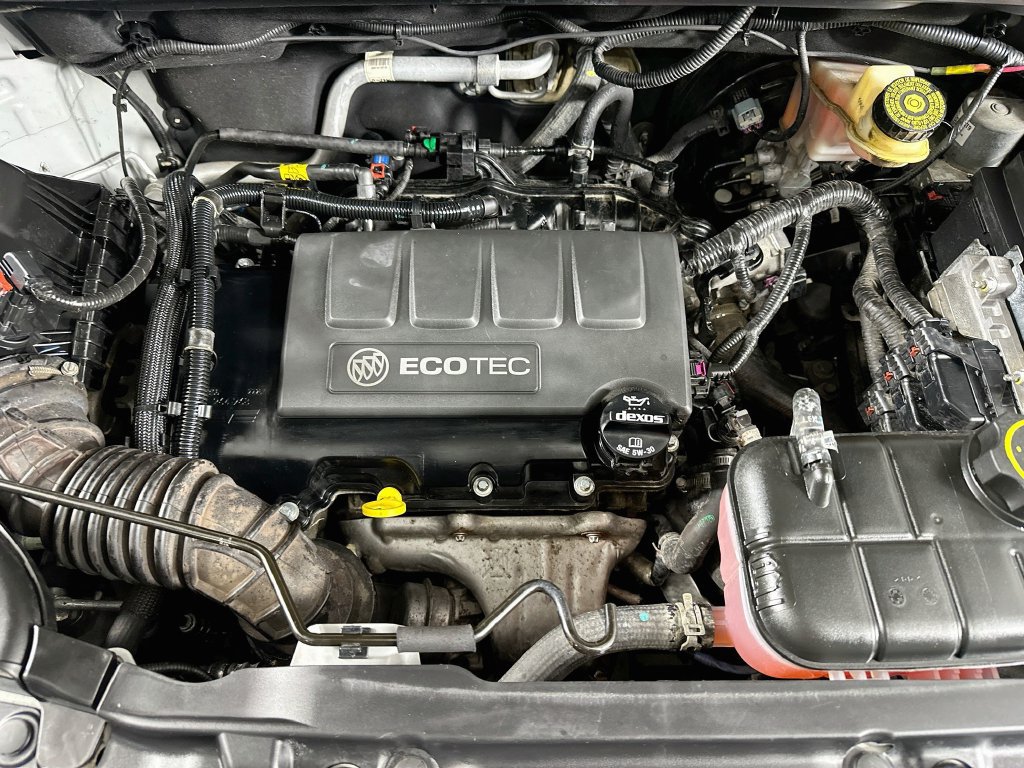 Used 2015 Buick Encore Convenience FWD image 31