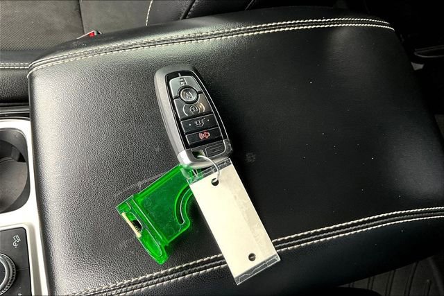 Used 2022 Ford Explorer ST image 35