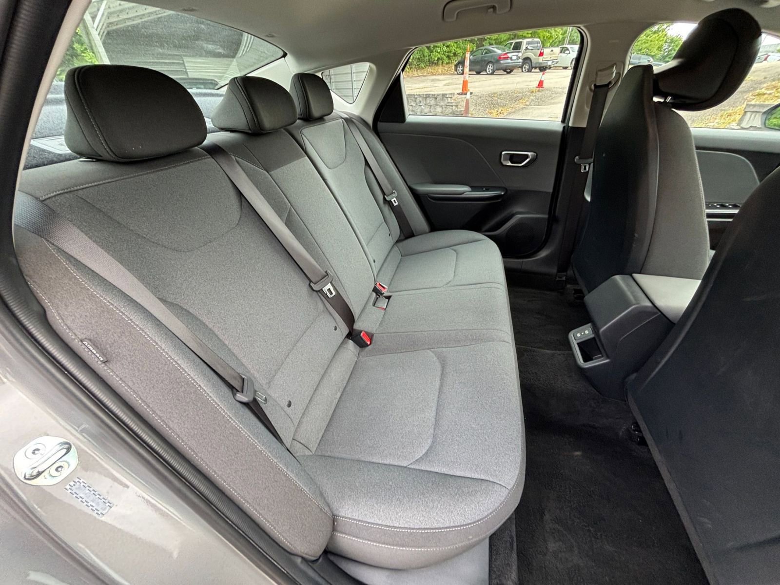 Used 2025 Kia K4 LXS FWD image 36