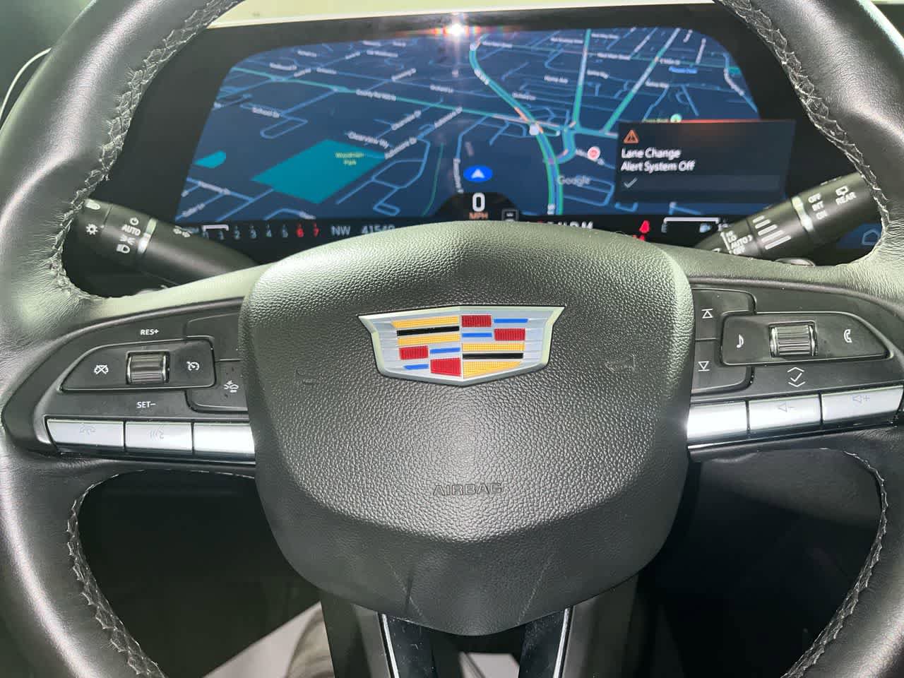 Used 2025 Cadillac XT4 Premium Luxury image 16