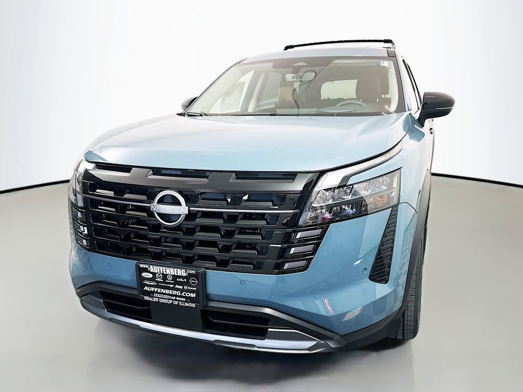 New 2026 Nissan Pathfinder Platinum AWD/4WD image 3