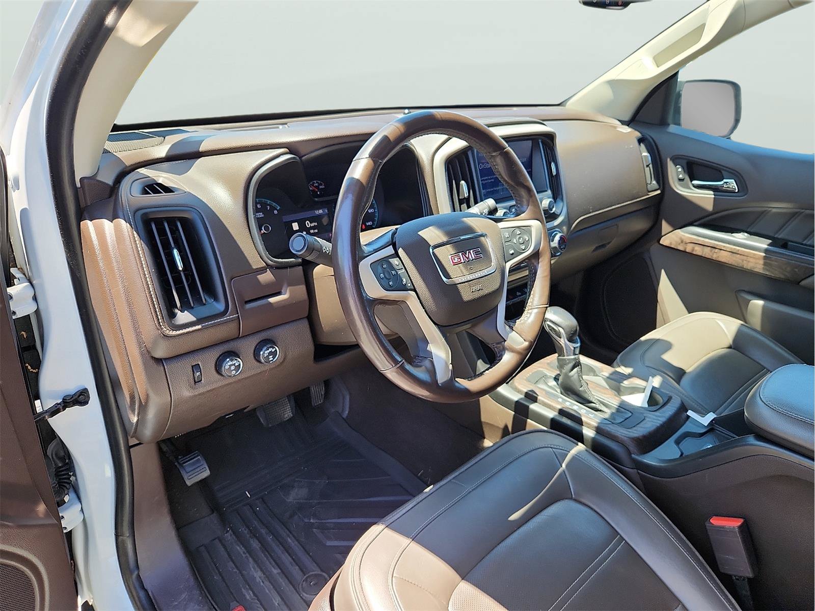 Used 2022 GMC Canyon Denali AWD/4WD image 9