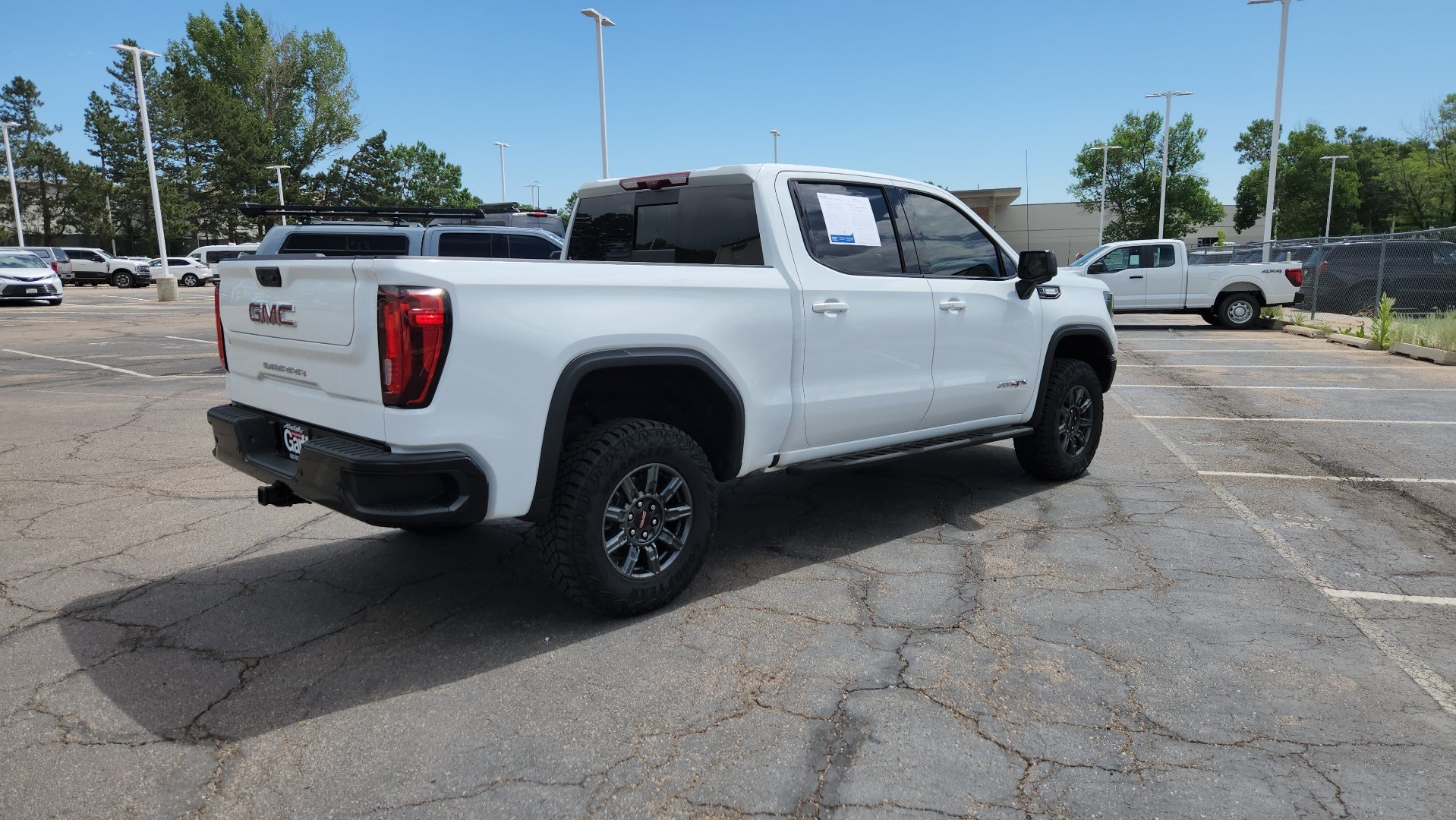 Used 2025 GMC Sierra 1500 AT4X AWD/4WD image 10