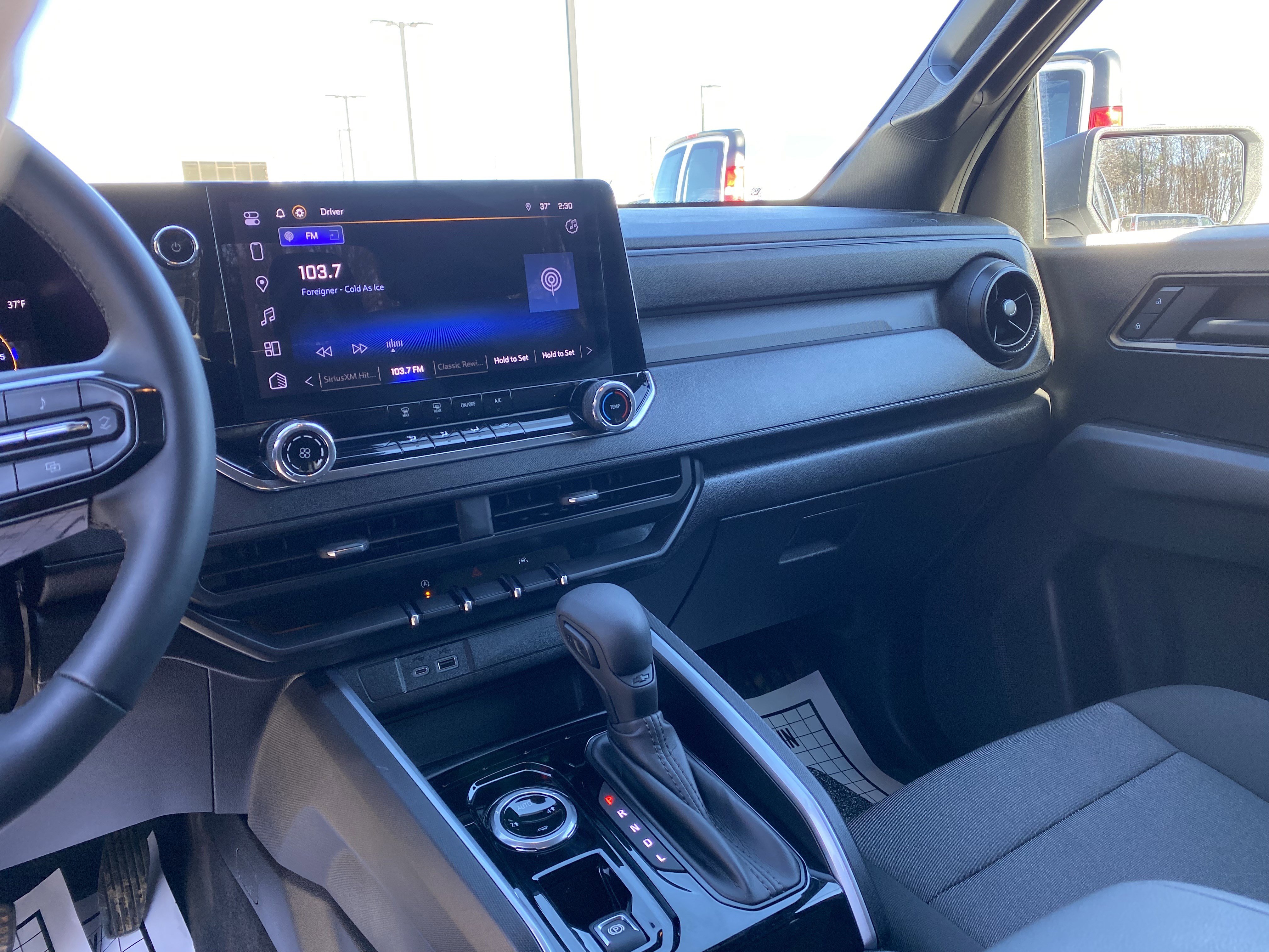 Used 2025 Chevrolet Colorado W/T w/ WT Convenience Package II image 23