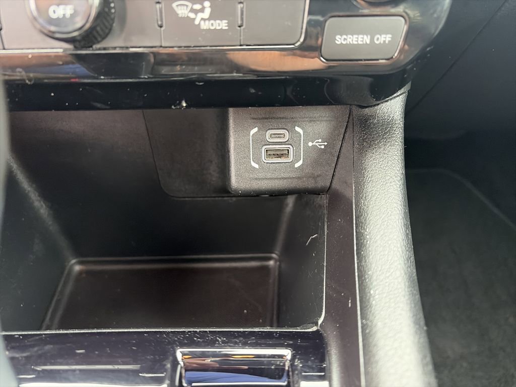 Used 2024 Jeep Compass Latitude AWD/4WD image 25