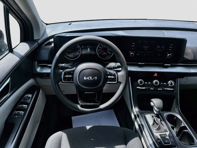 Used 2022 Kia Carnival LX FWD image 22