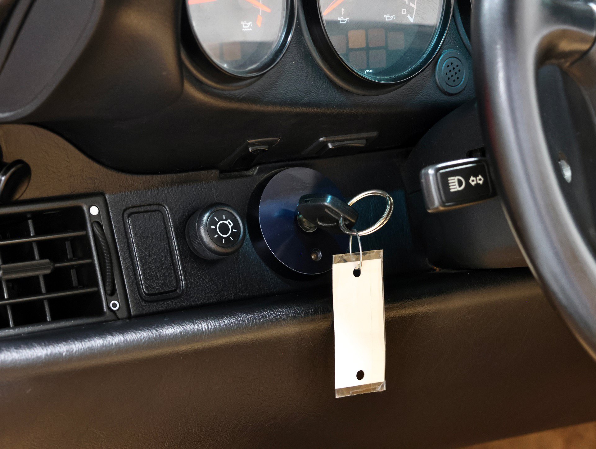 Used 1990 Porsche 911 Carrera image 45