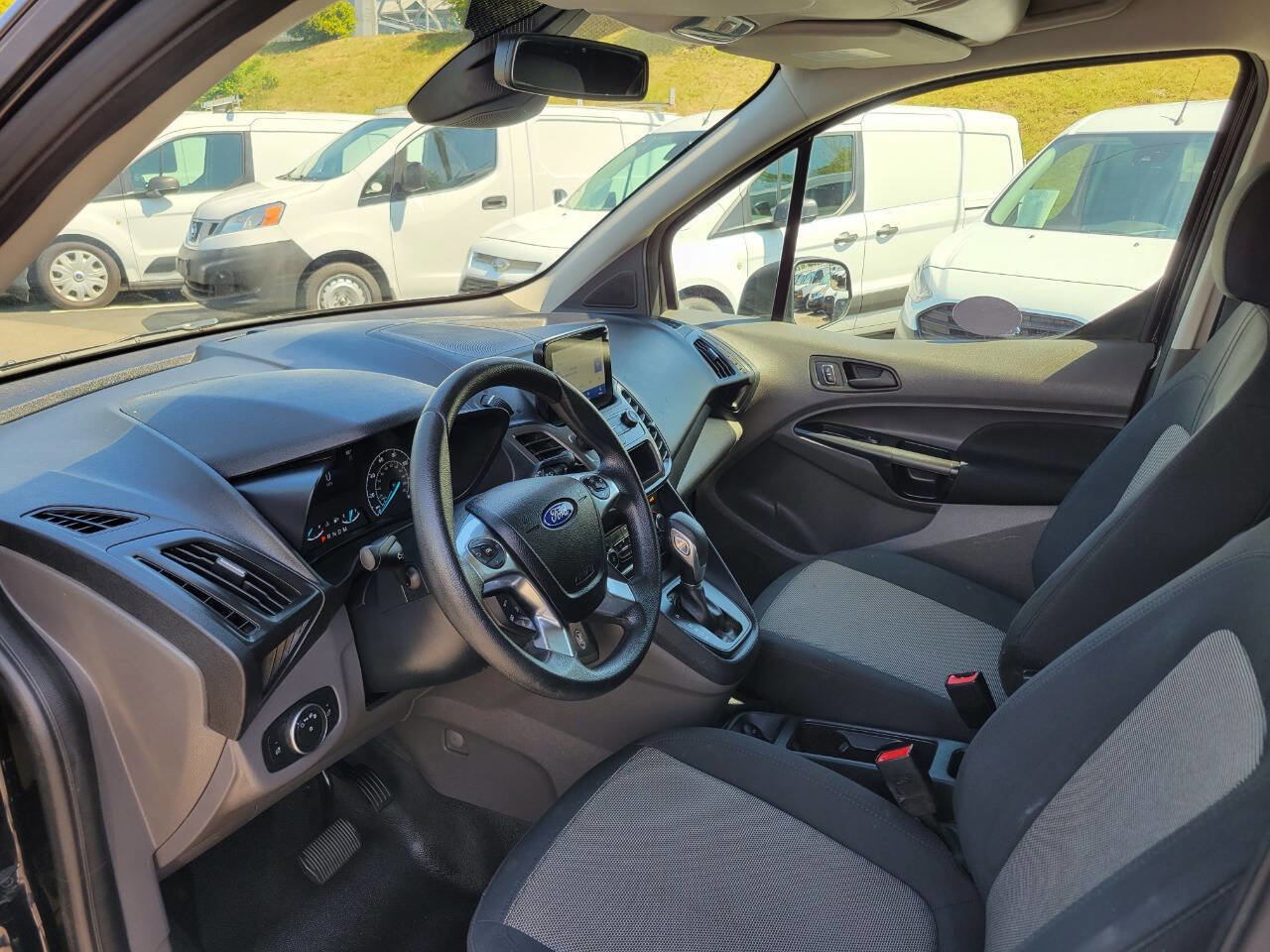 Used 2022 Ford Transit Connect XL image 12
