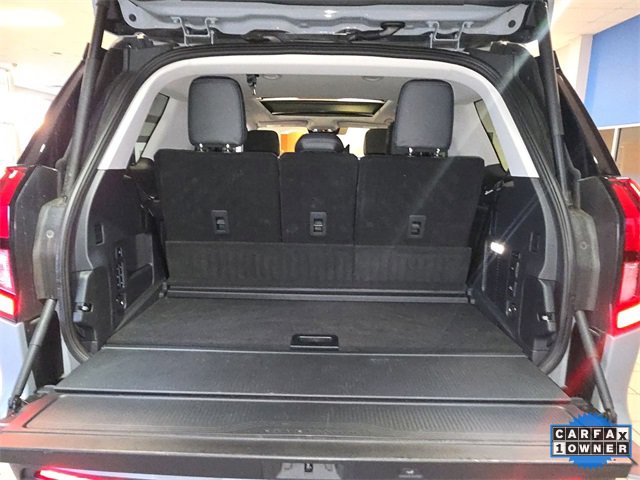 Used 2025 Ford Expedition Platinum image 25